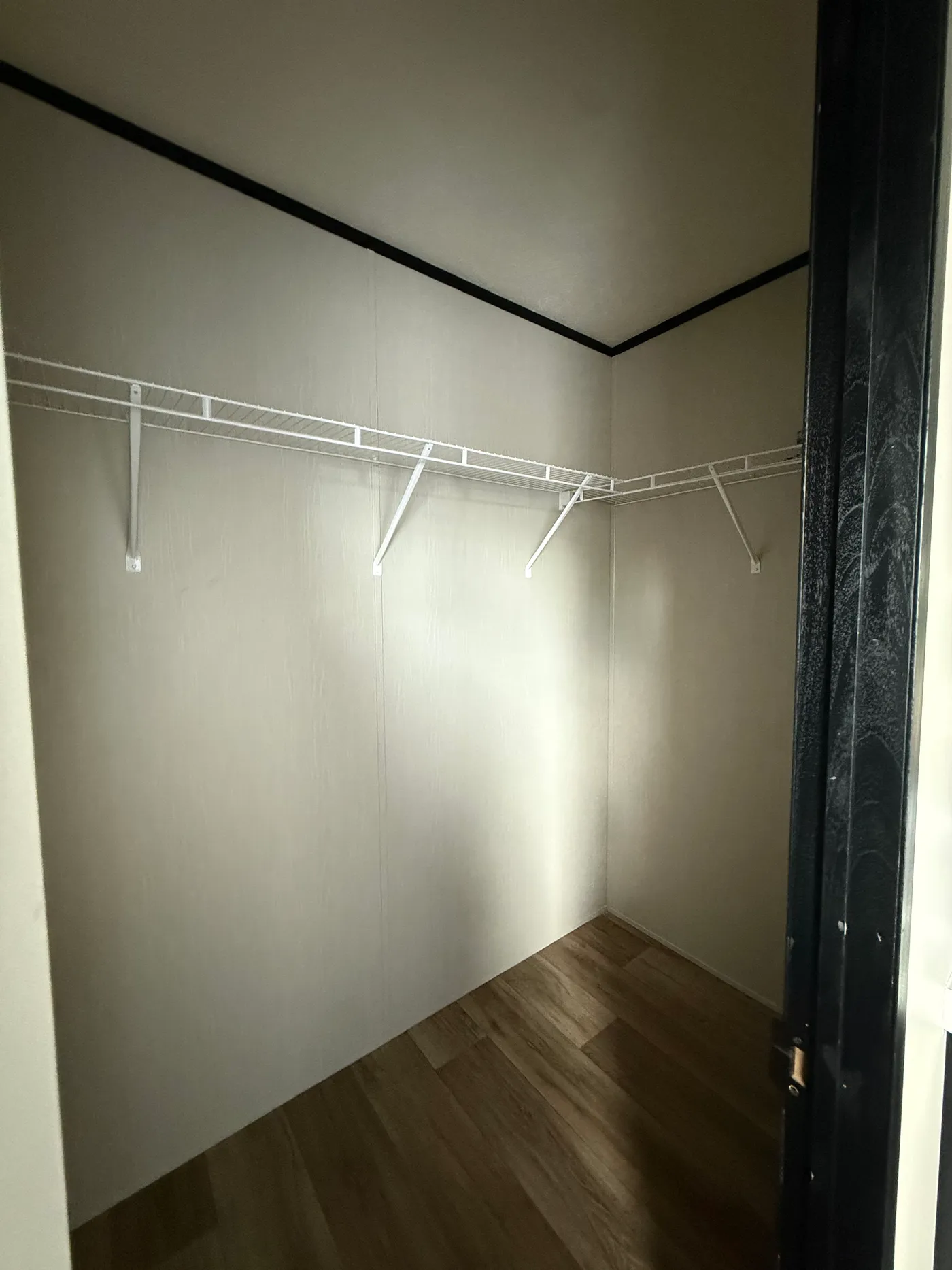 Primary Closet 2/2