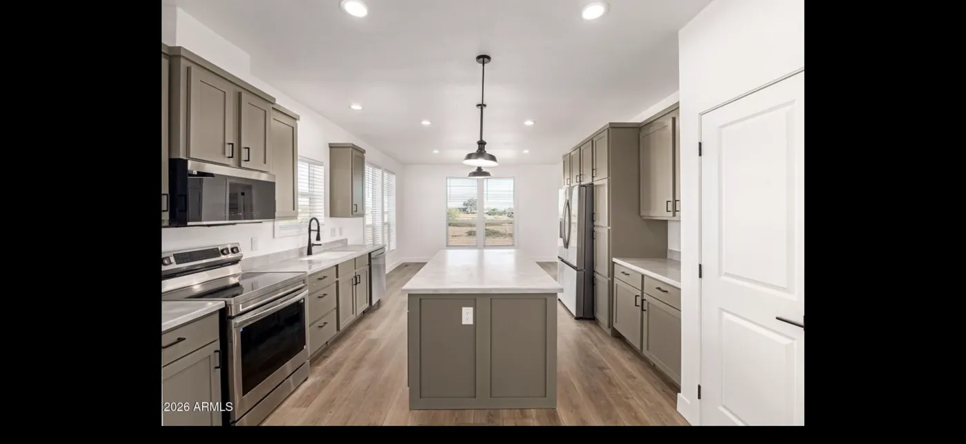 Tons of entertaining space