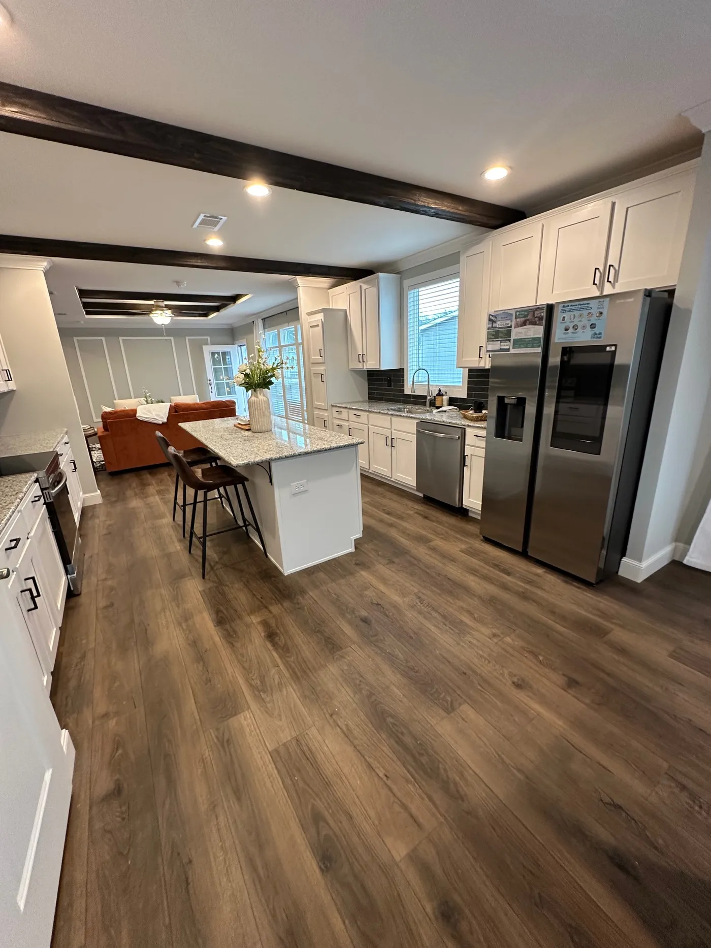 THE VAIL home image
