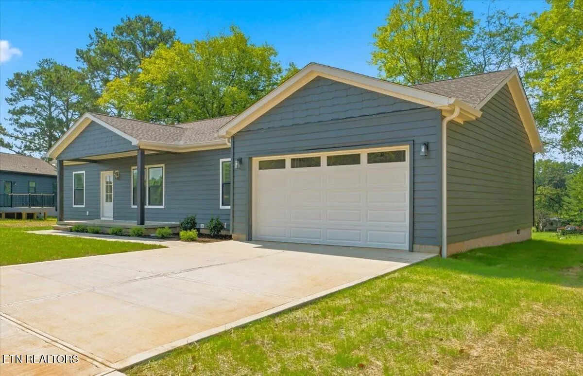 The concrete driveway and 2 car attached garage help to keep you comfortable, clean and dry