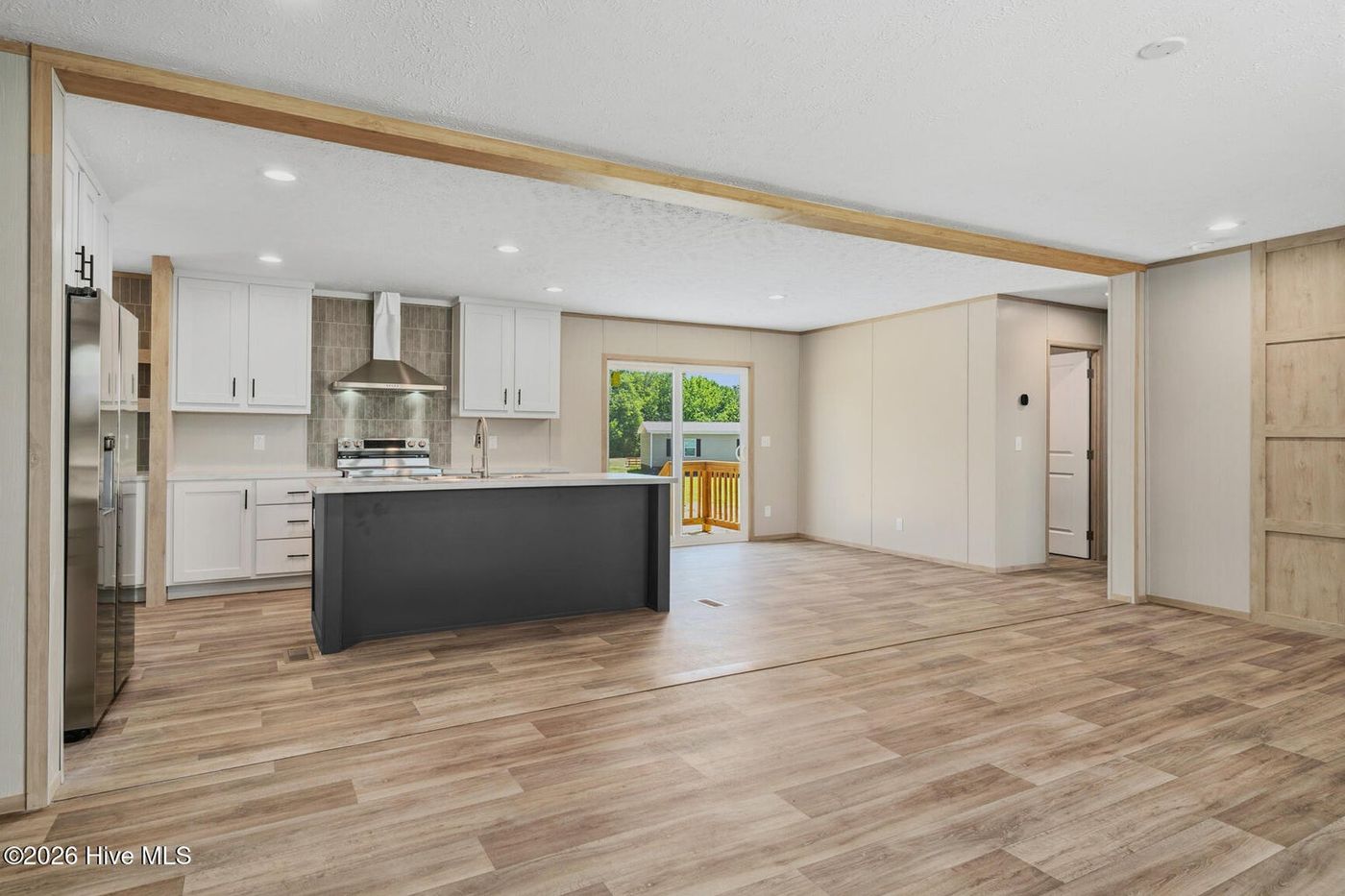 Large Kitchen 