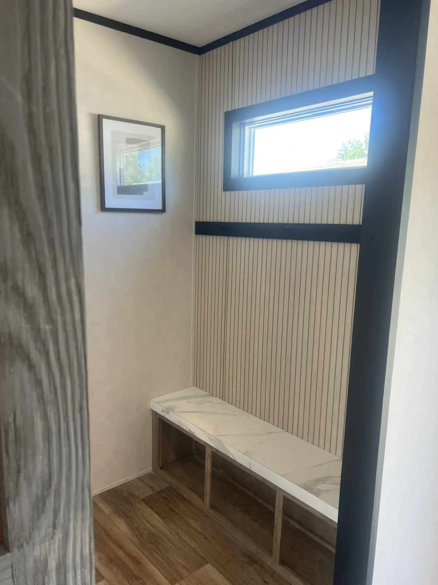 coat bench