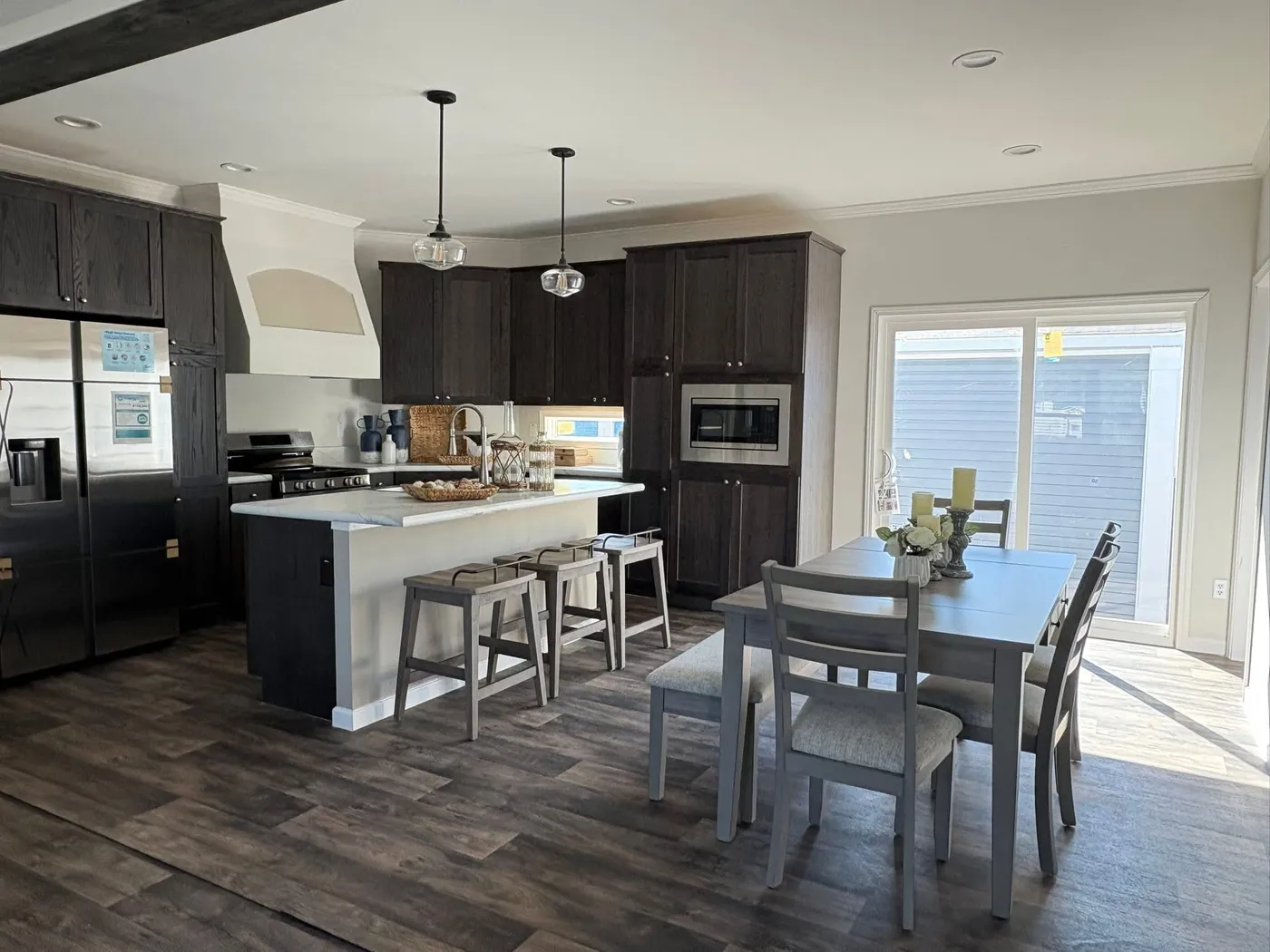 Dining room / kitchen