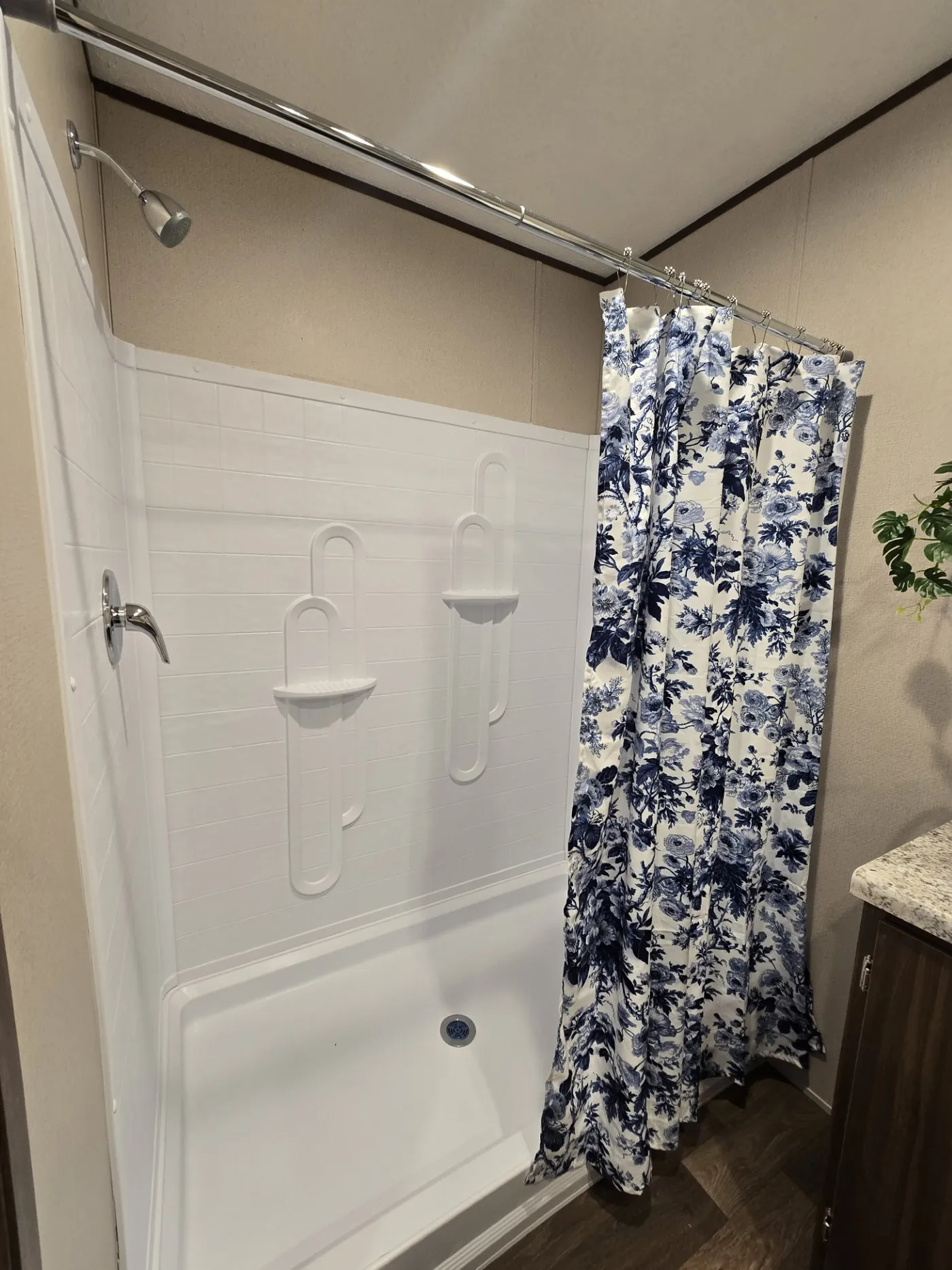Primary Shower