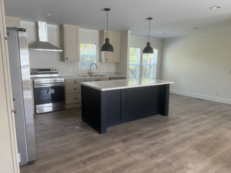 1868 Rolling Green DR Supply, NC 28462