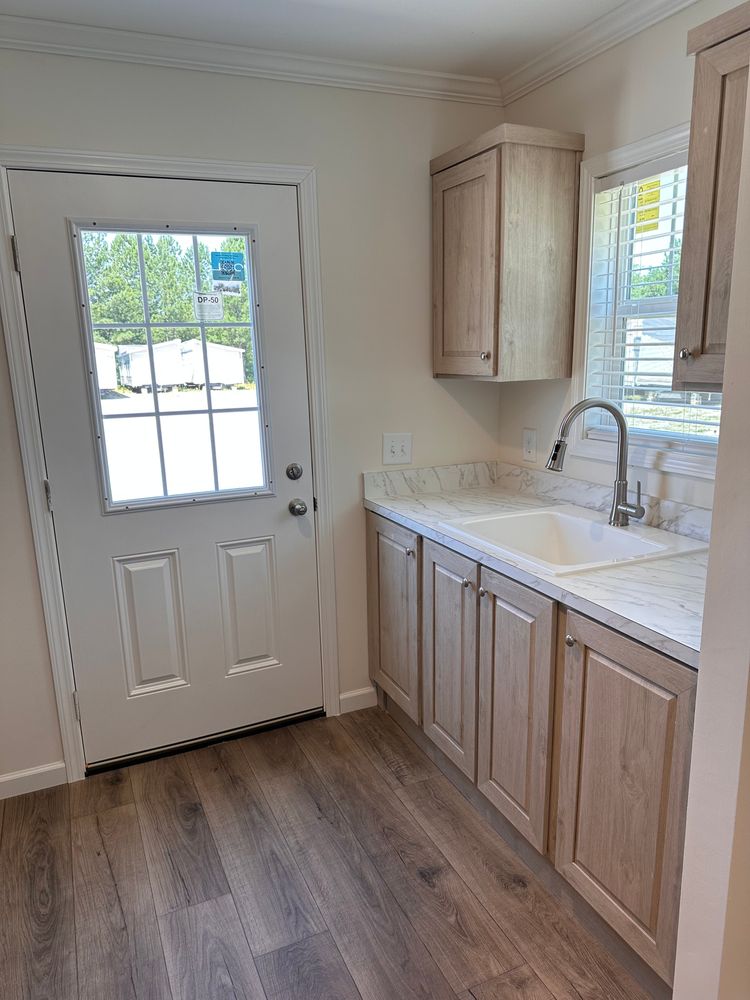 Panama! TWO Living Spaces! Huge Kitchen Island!