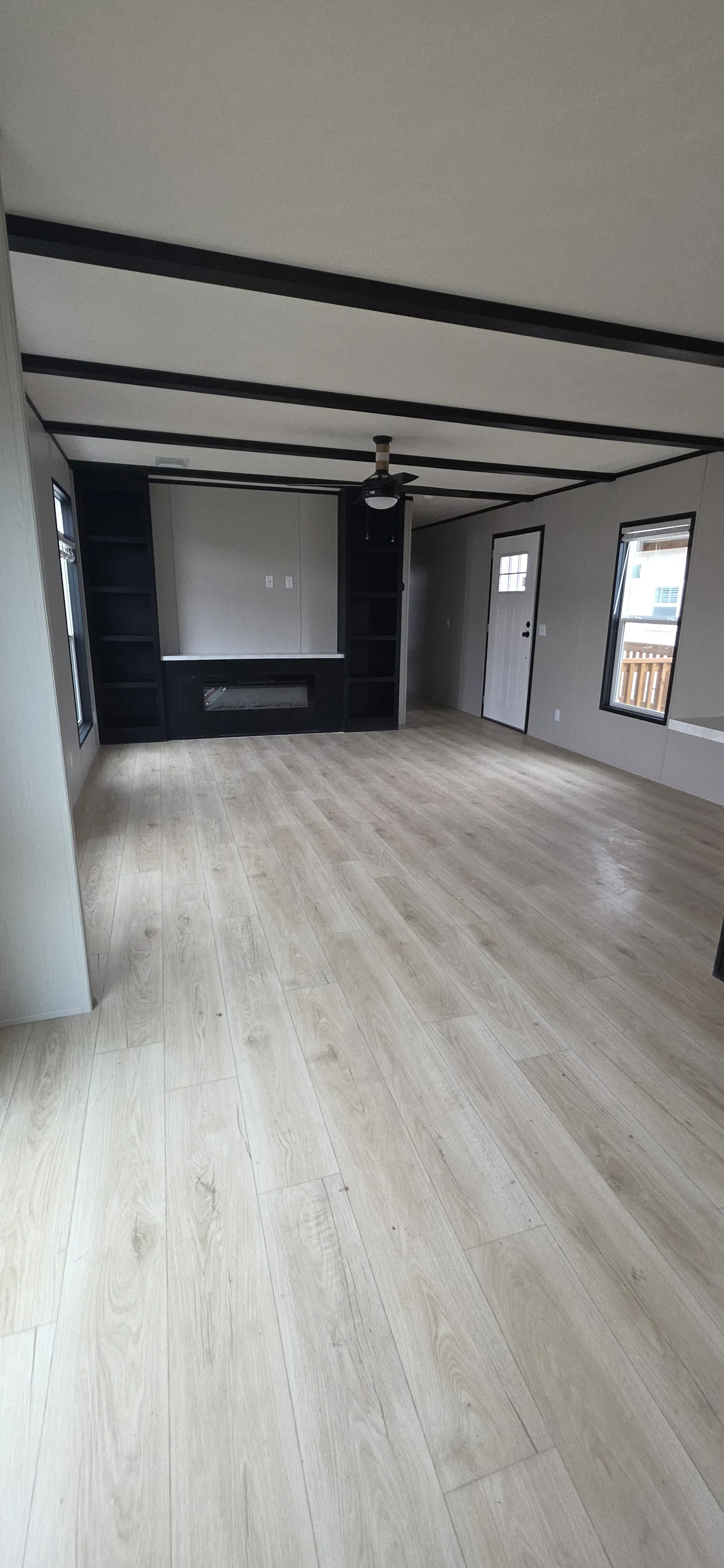 DINNING ROOM OVERLOOKING THE LIVINGROOM