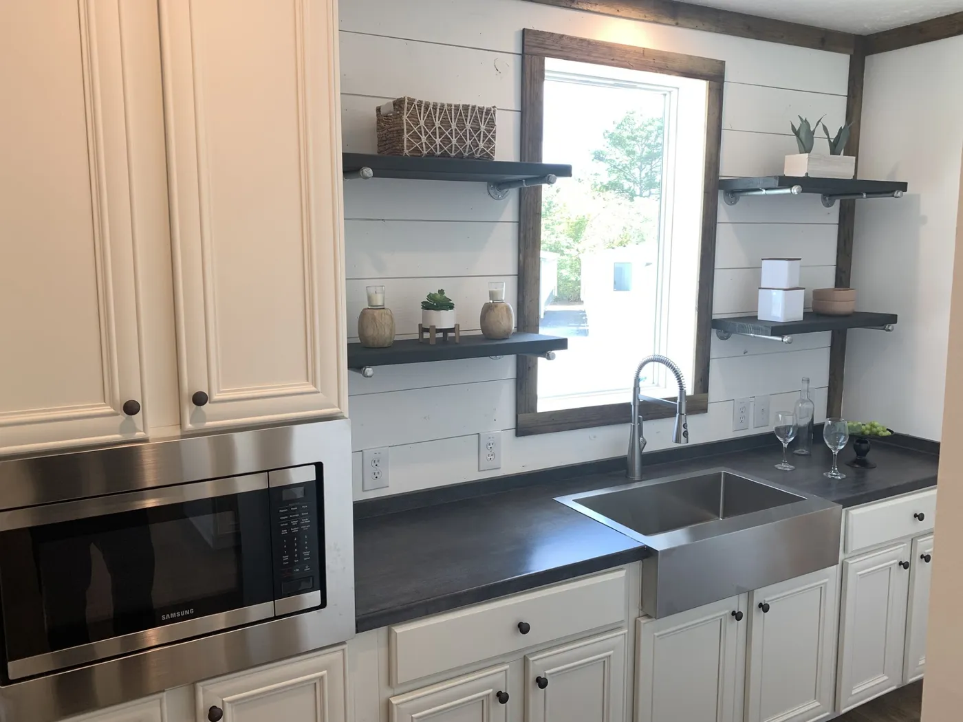 Back Kitchen, Prep Area, Coffee Bar