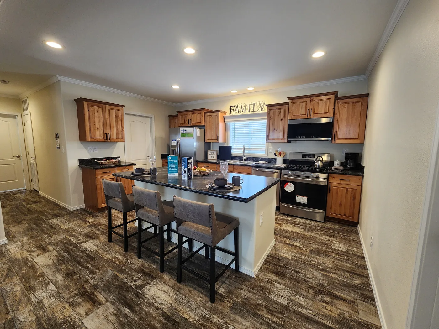 Beautiful kitchen with a large island