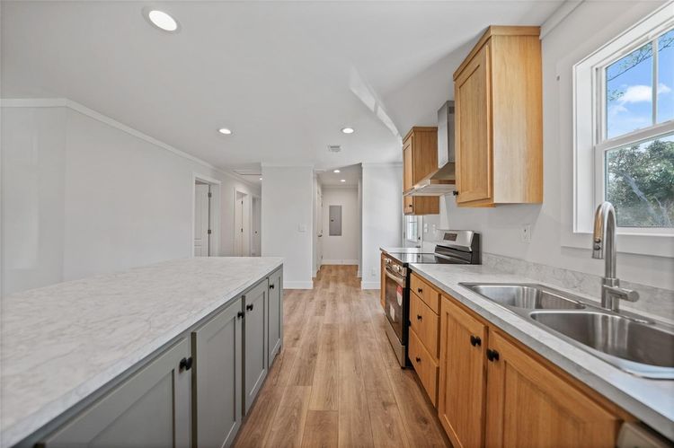 18399 Fremont - Tempo: Stayin' Alive