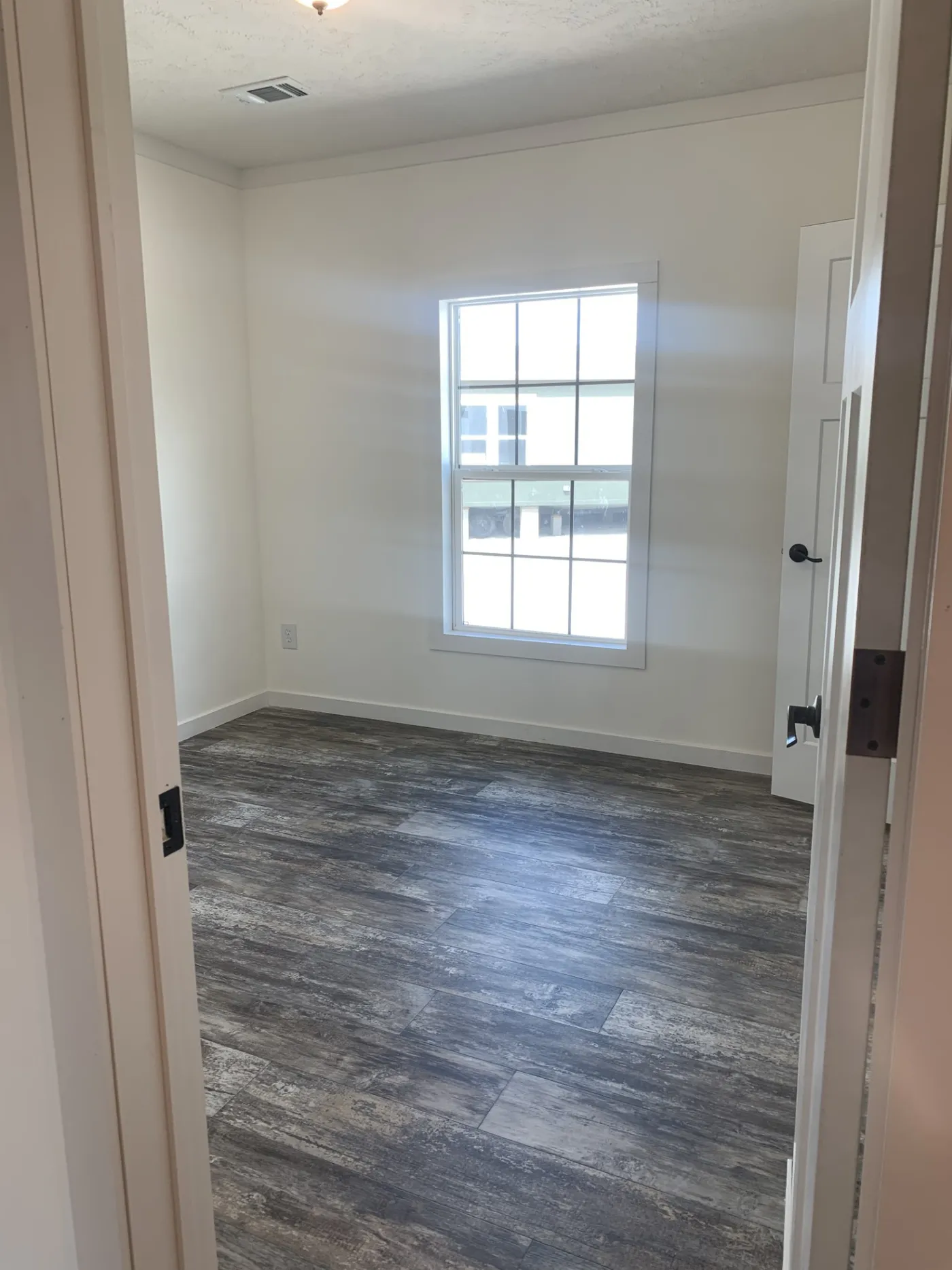 Bedroom 3/3