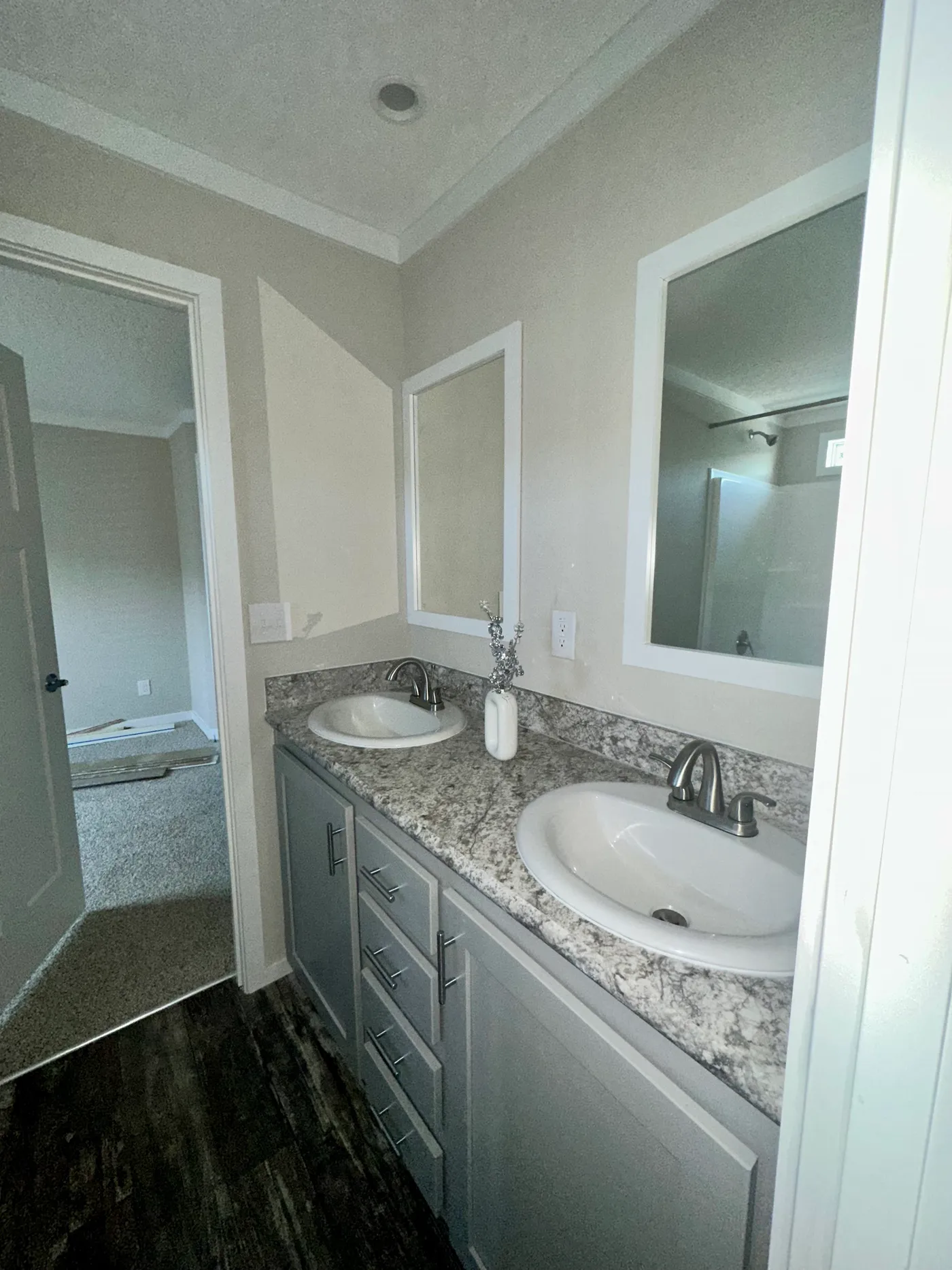 jack and jill 3rd bathroom