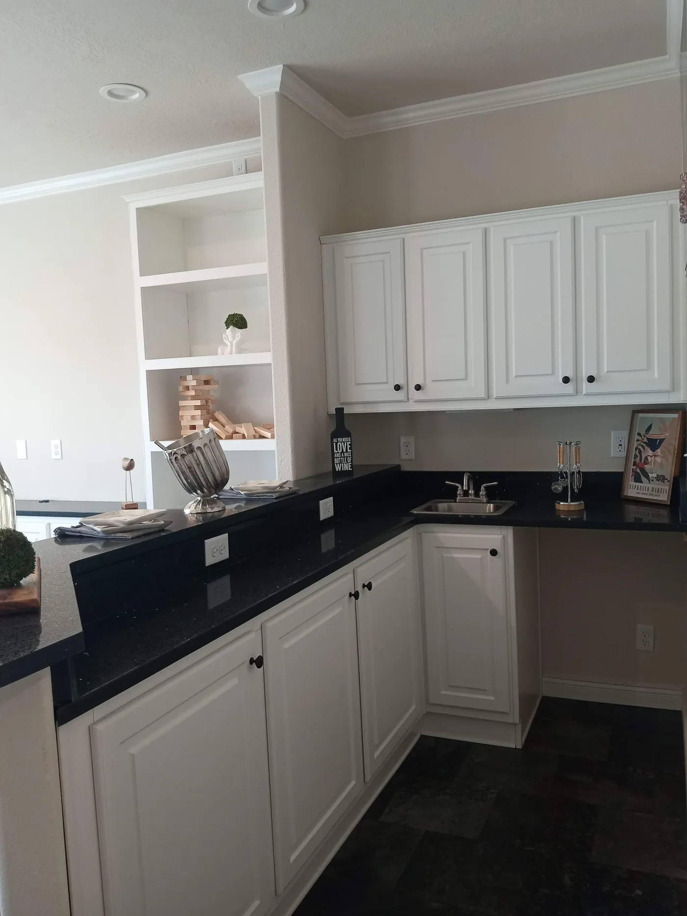 Optional wet bar