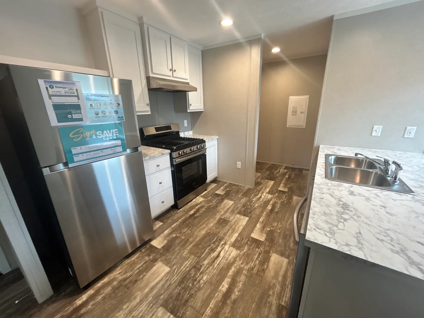 Looking into the utility area from the kitchen. 