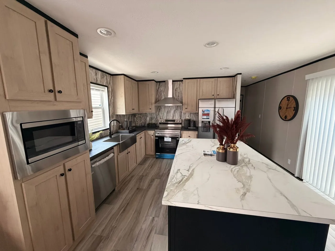 This kitchen is MADE for hosting 