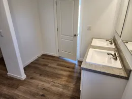 Room for a linen cabinet in primary bathroom
