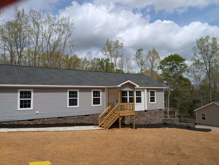 1483 Alta Vista Lane Graham NC