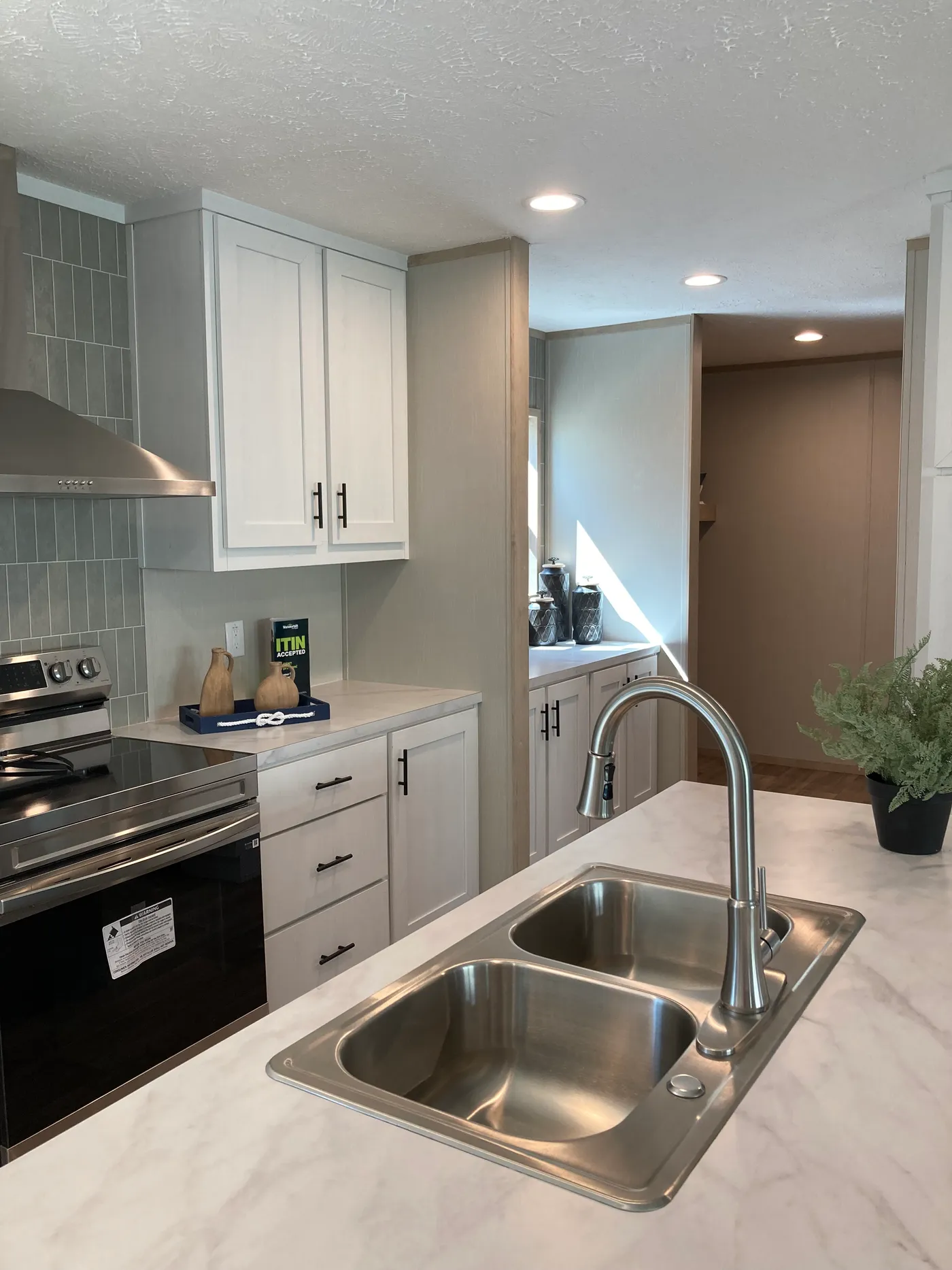 Island with double sink!