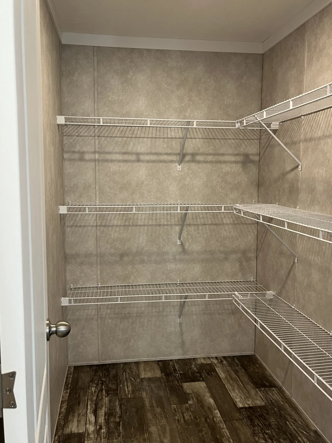 Walk in Pantry