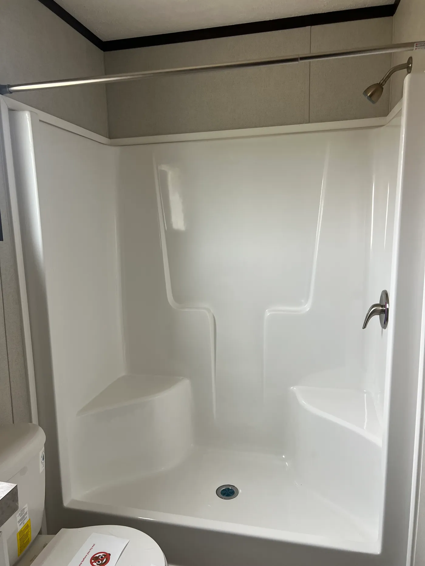 Beautiful manufactured home walk in shower. Best deals and prices on affordable, quality, Clayton Built manufactured home in texas.