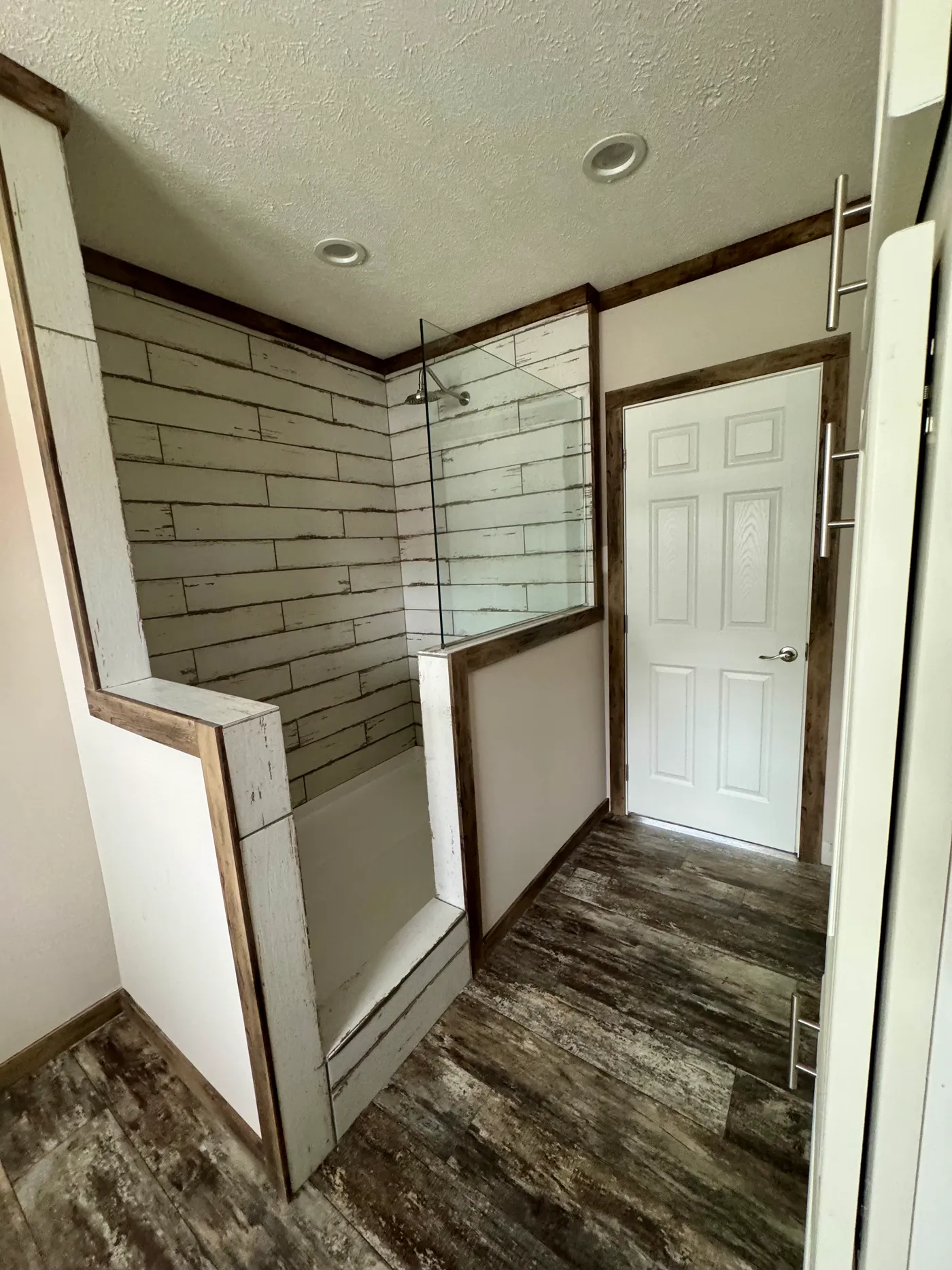 Large tiled walk-in shower ??