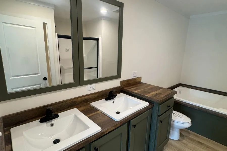 Primary Bath - his/hers sinks