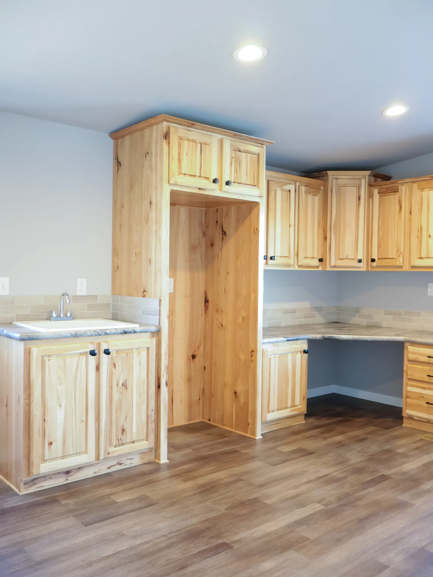 Utility room with office/hobby space attached