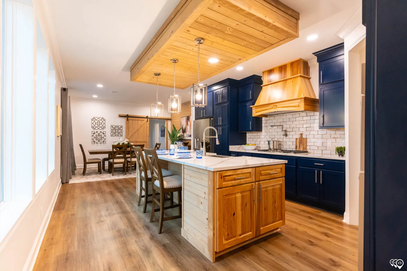 The Shoreline home image
