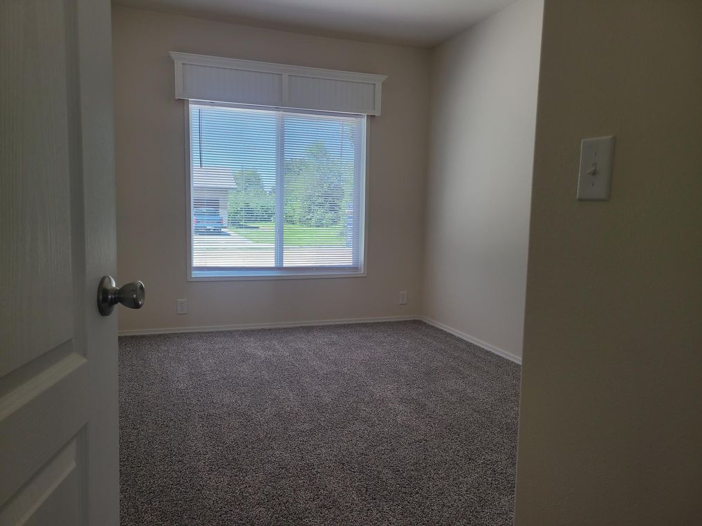 GUEST ROOM 2