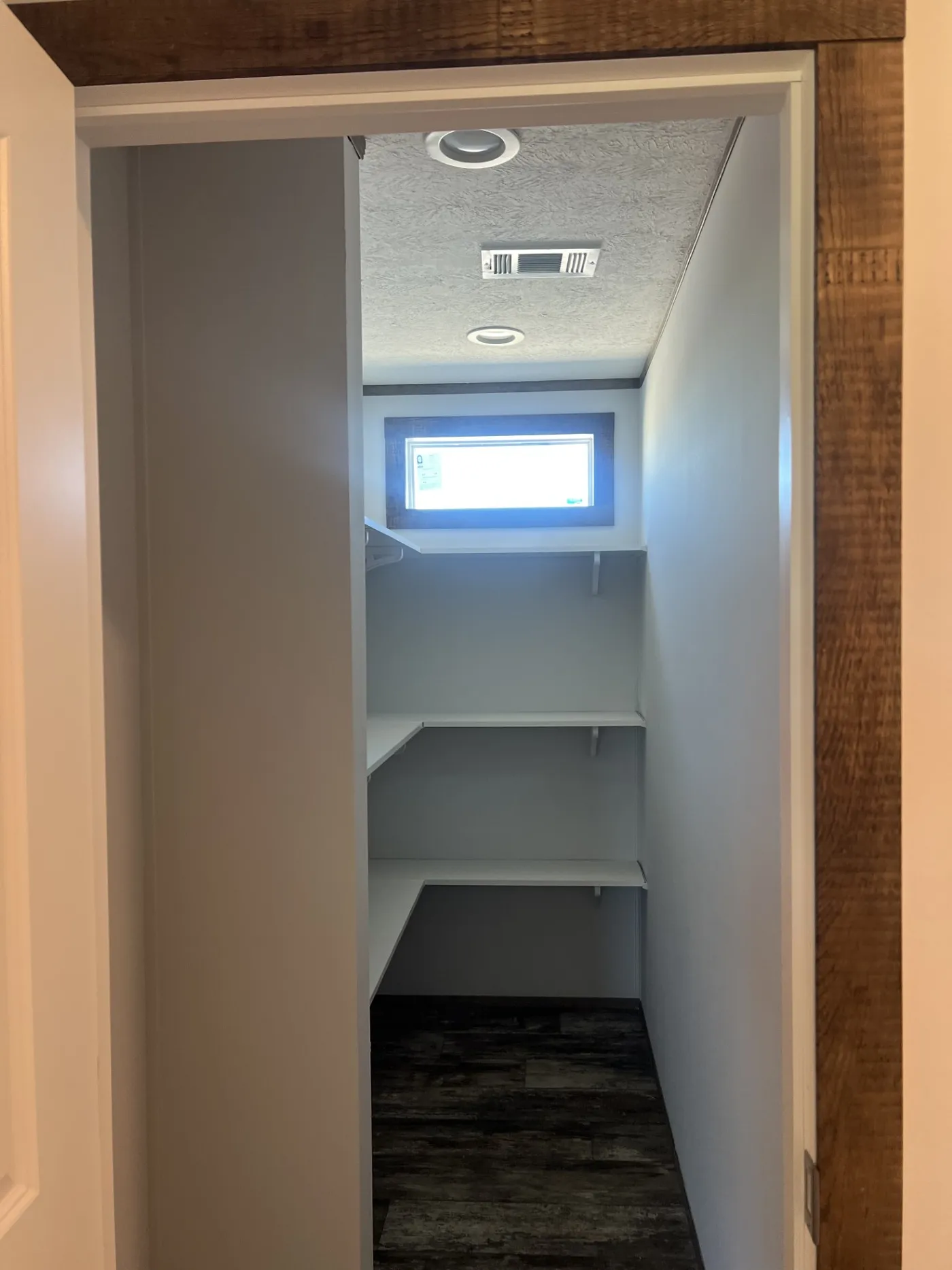 Huge Walk In Pantry No Wire Shelves Off Kitchen!