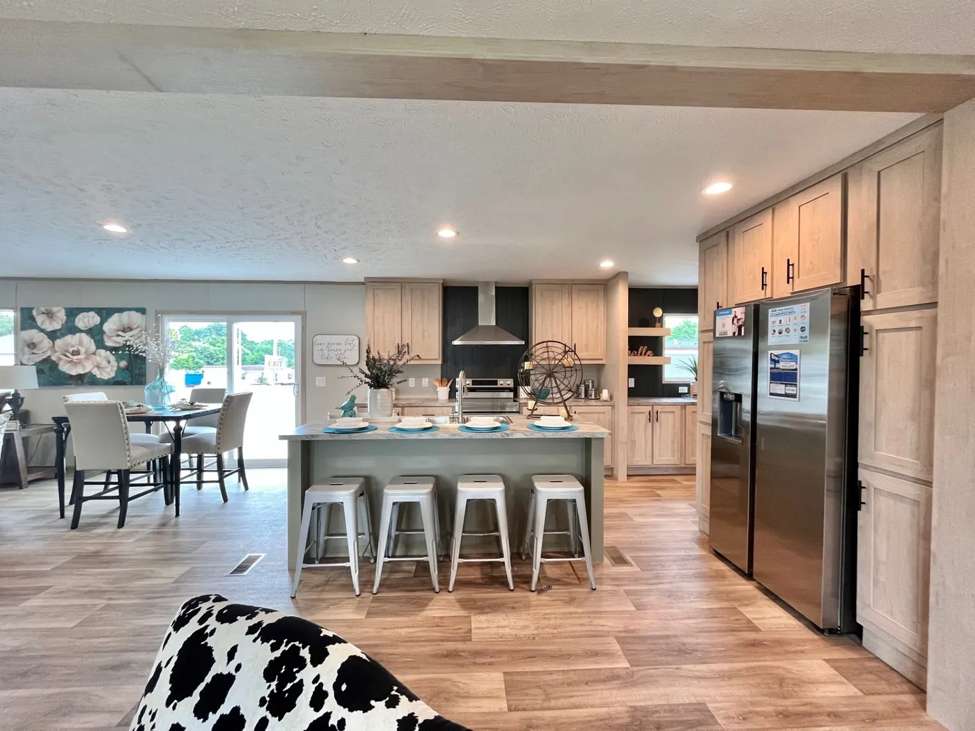 Love this Kitchen, Open Floor Plan