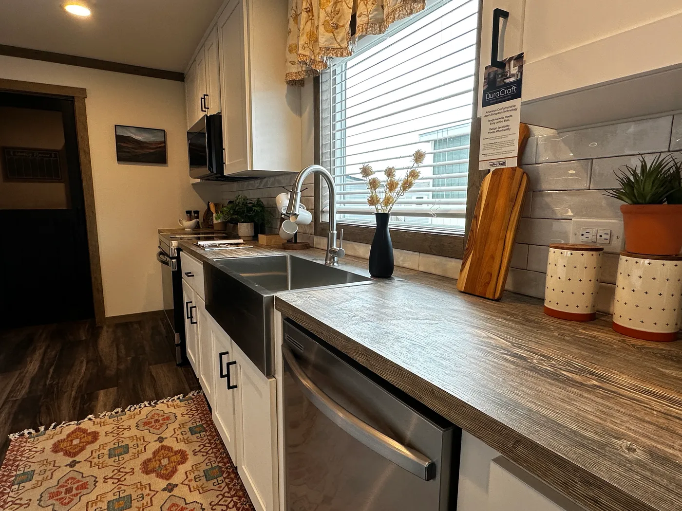 Home on Sale! Tape and Textured, built in fireplace, Quartz Island, Walk in Pantry, Mud Room