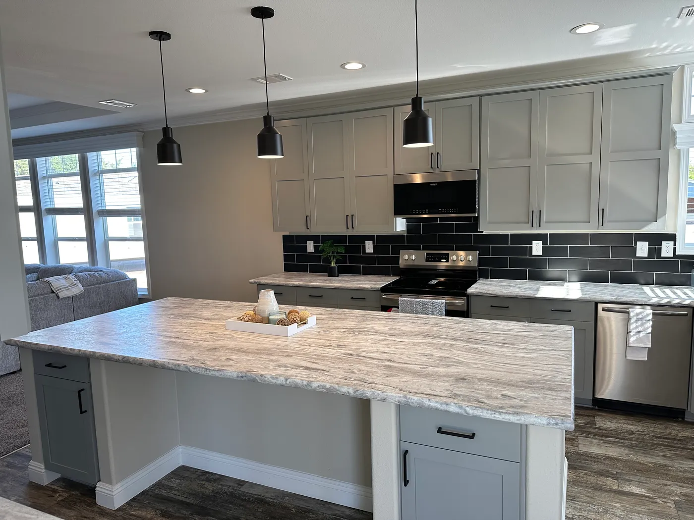 Kitchen with extra Cabinets