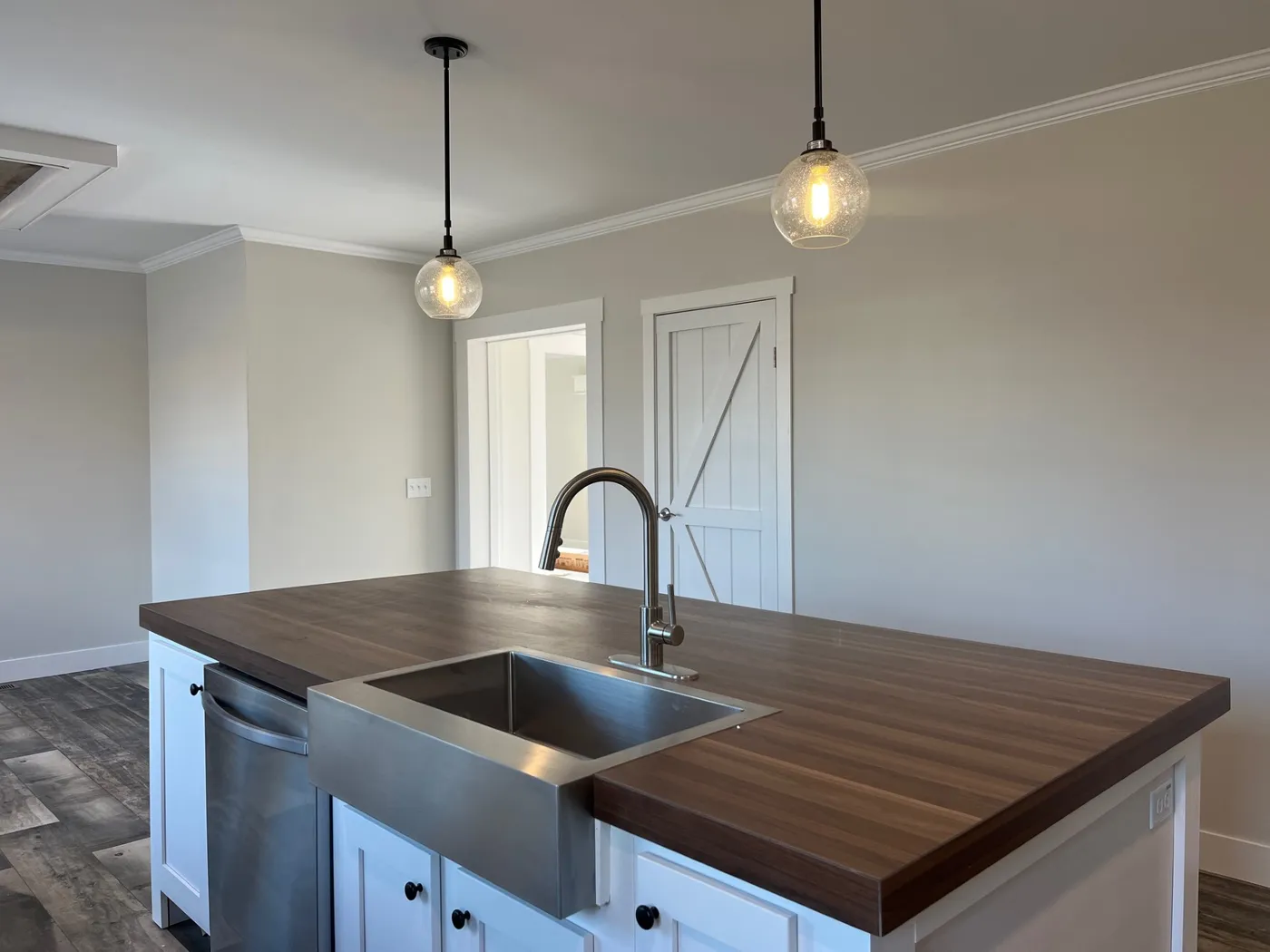 COUNTRY AIRE home image