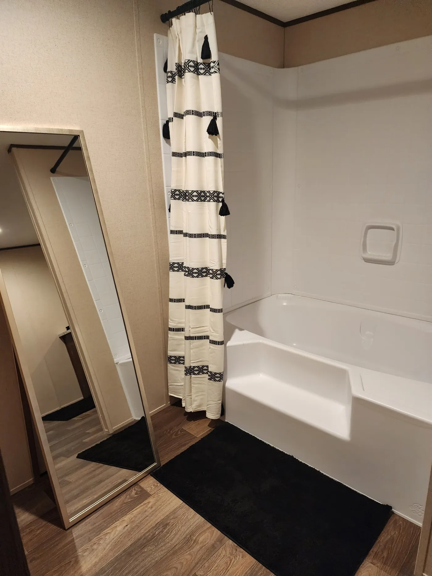 Primary Bathtub and shower combo