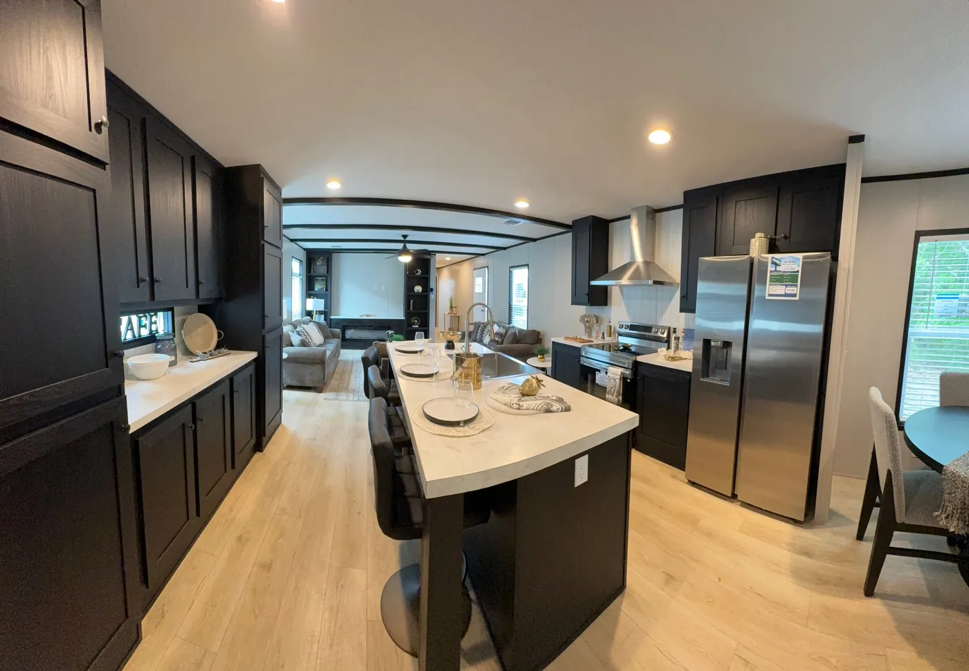 ANNIVERSARY SPLASH home image