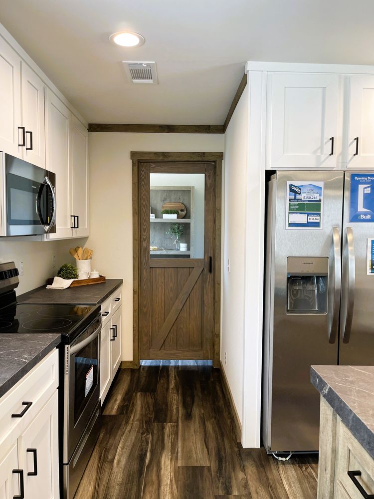 Beautiful Kitchen With A Large Pantry!