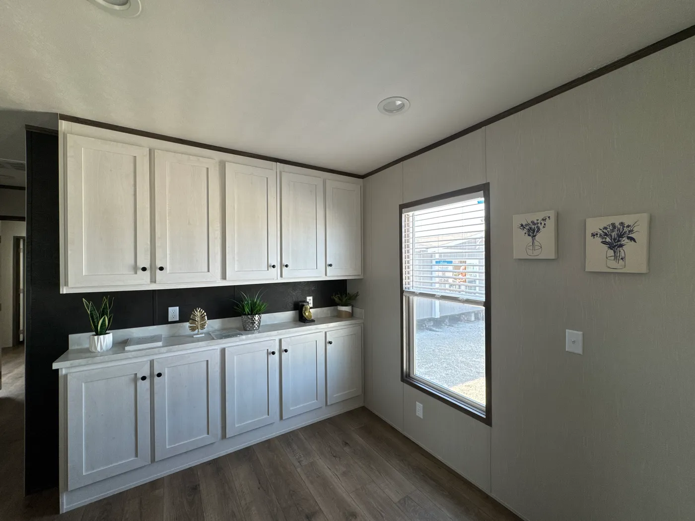 SELECT 16562A - Includes Delivery & A/C Installati home image