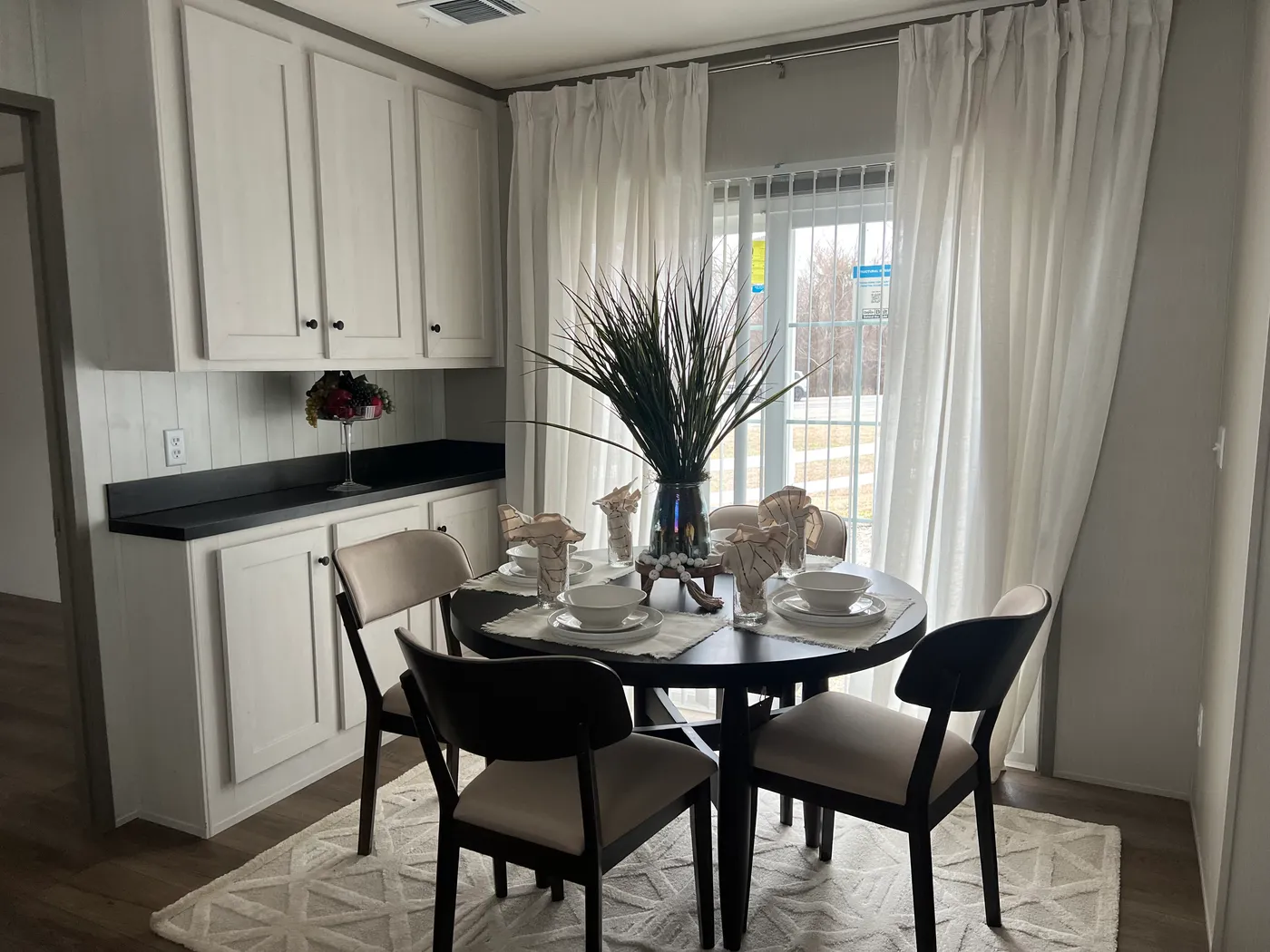 Manufacture Clayton Home Single wide 3bedrooms 2baths Dining room