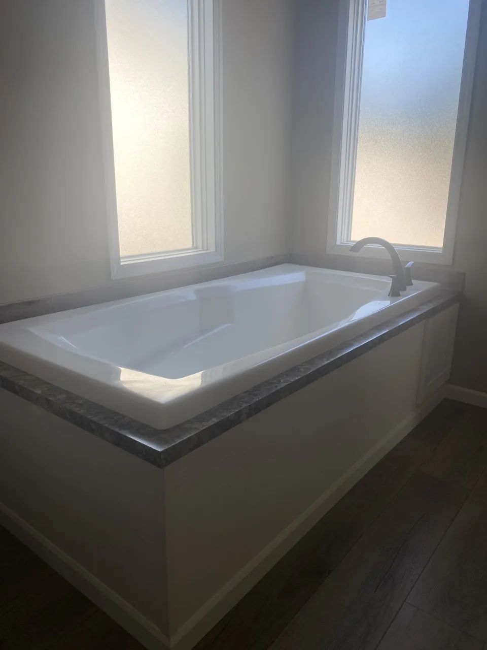 Roman Tub