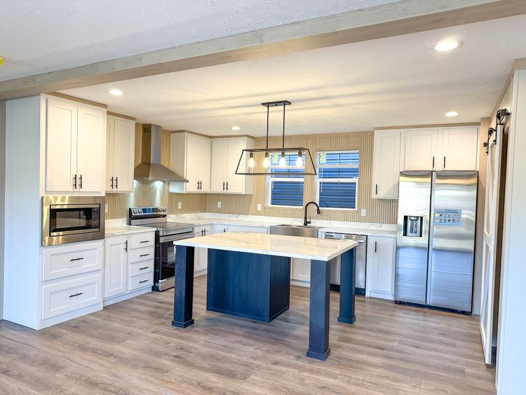 #8 Mini Farmhouse
