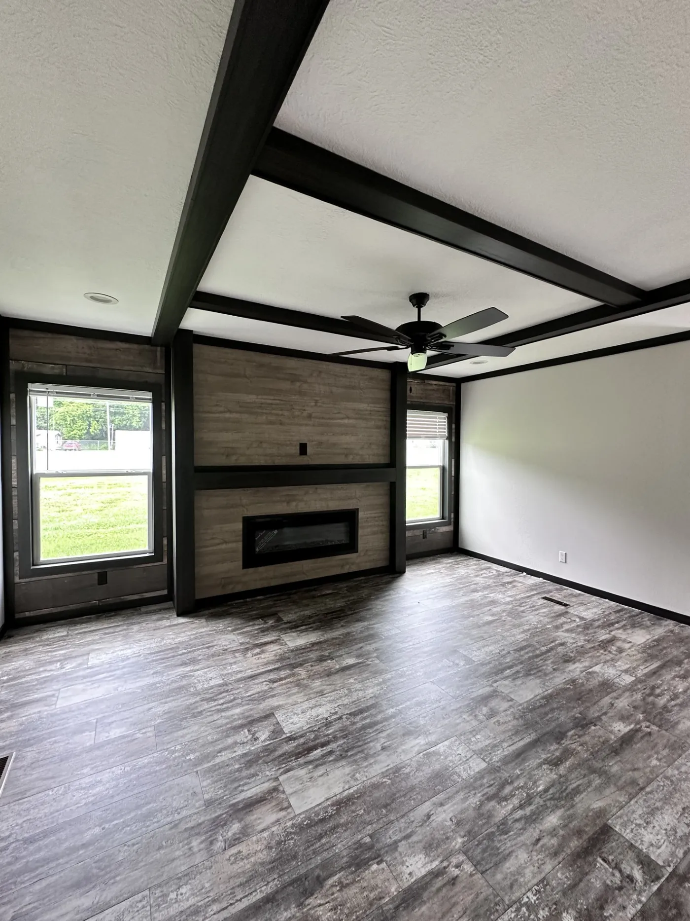 Gas Fireplace in the Den!