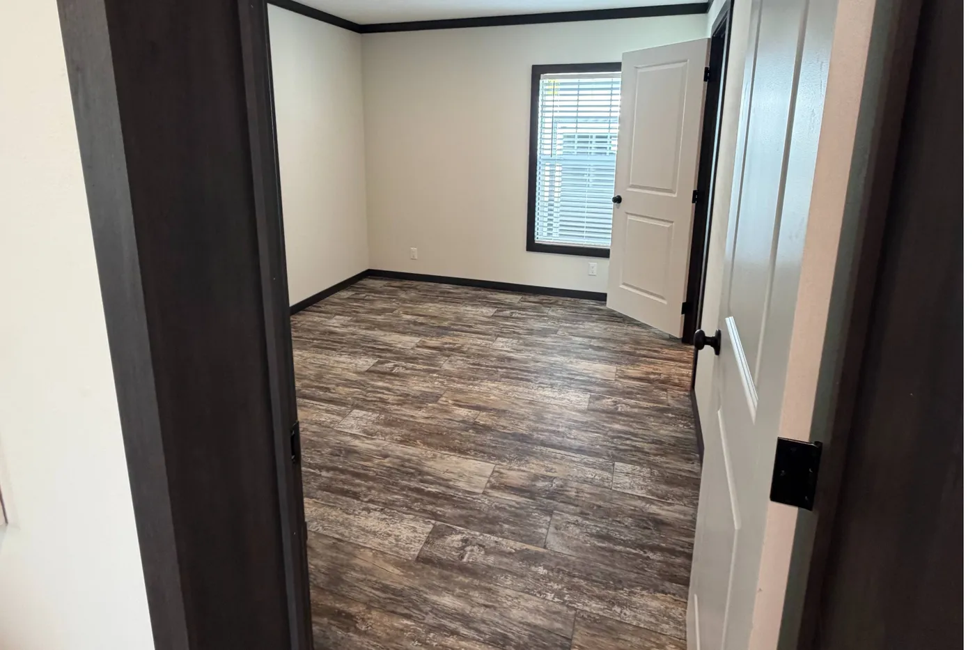 Large secondary bedrooms.