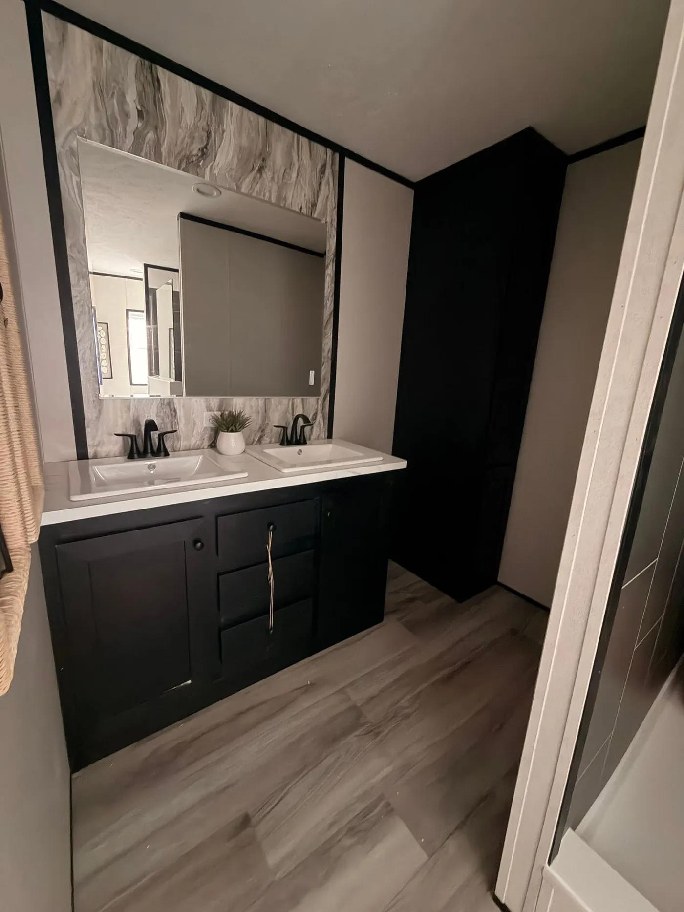 Spacious Upgraded Primary Bath