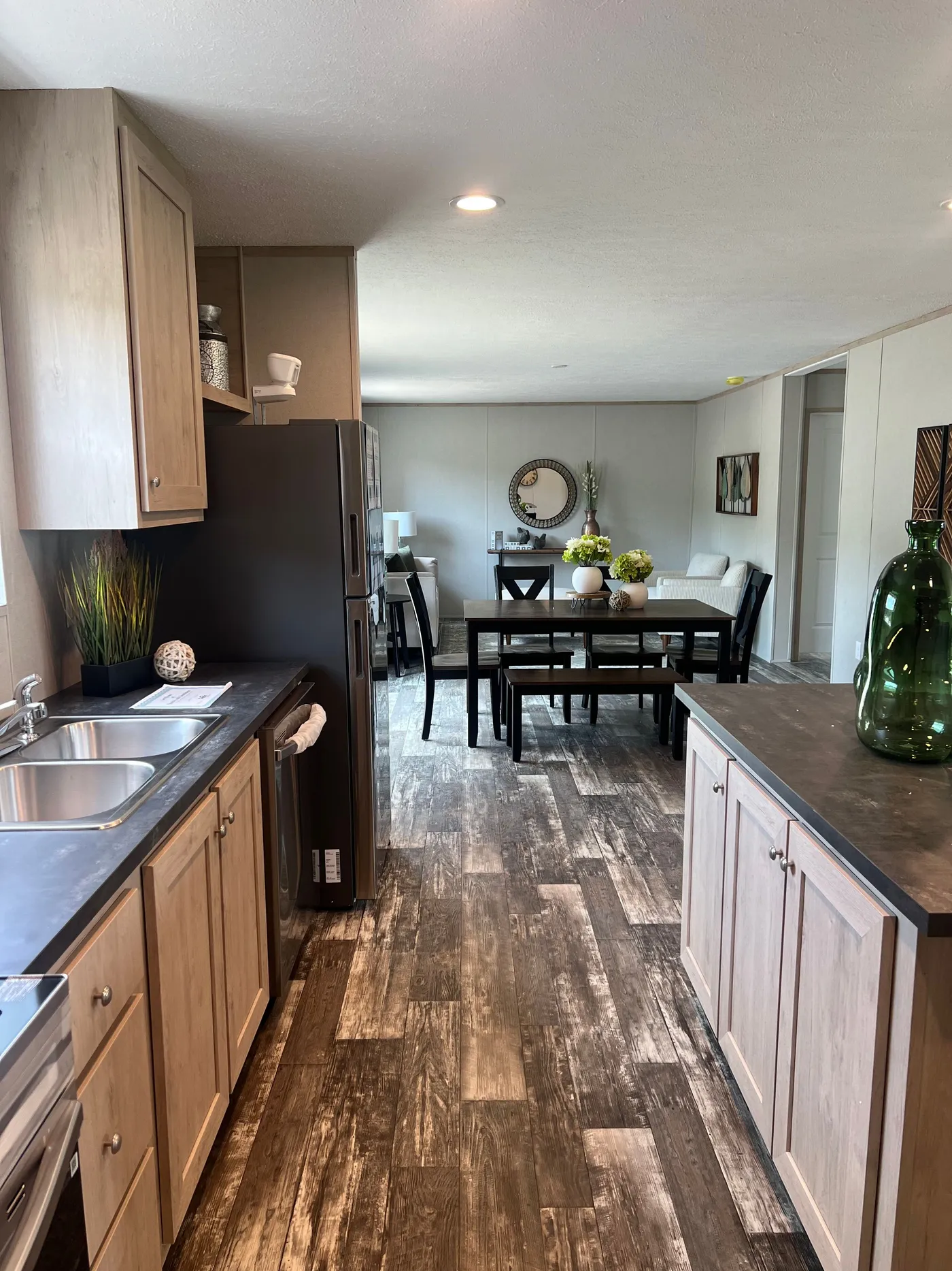 Spacious Kitchen & Bonus Room