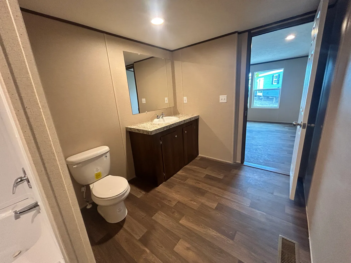 Another look into the main bathroom. 
