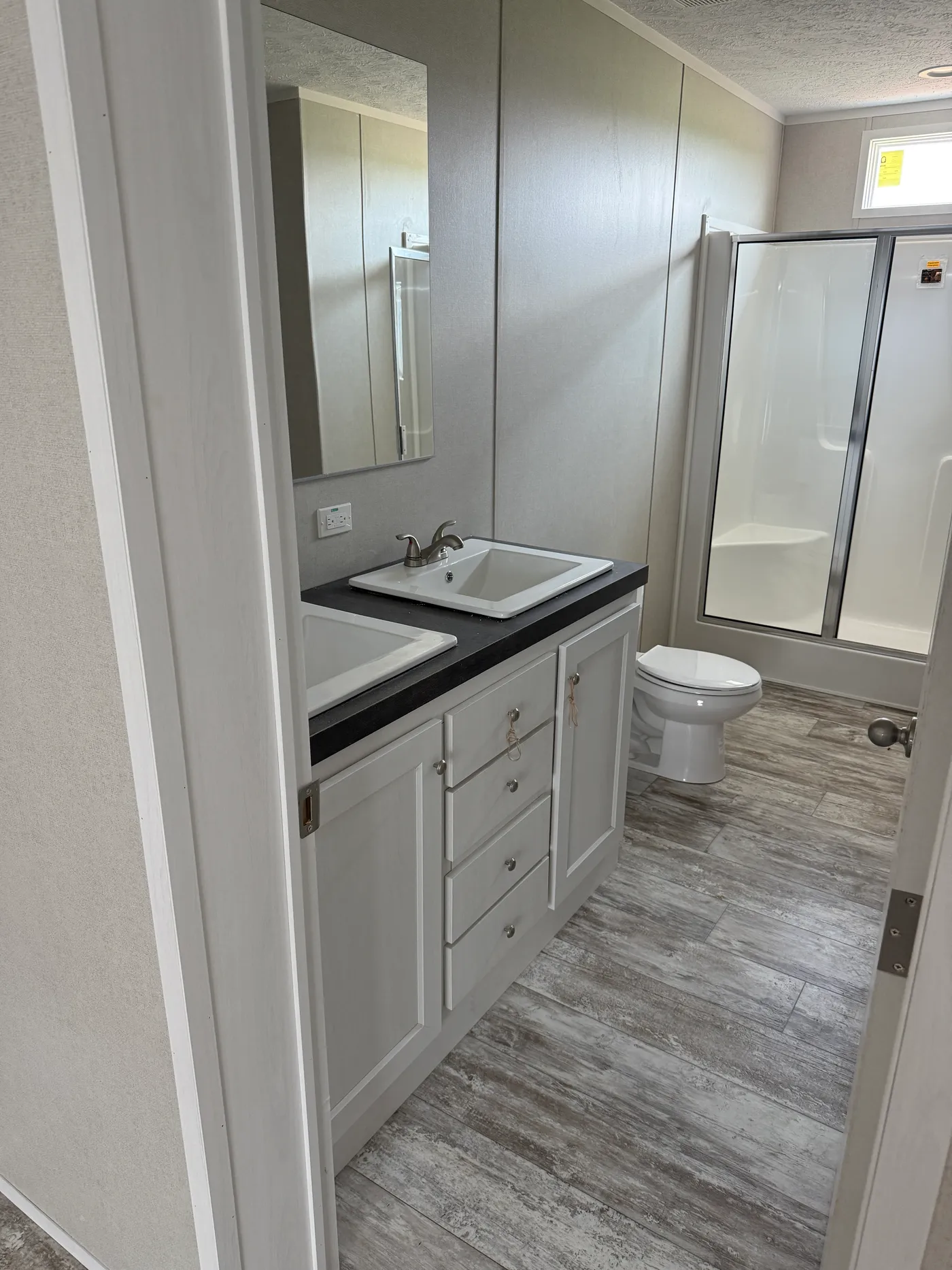 BENJAMIN home image