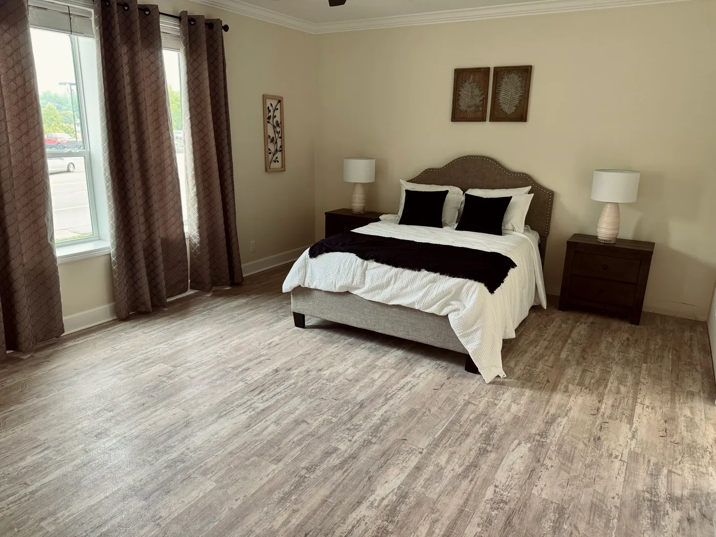 Great space for not only your KING size bed, but additional furniture as well.