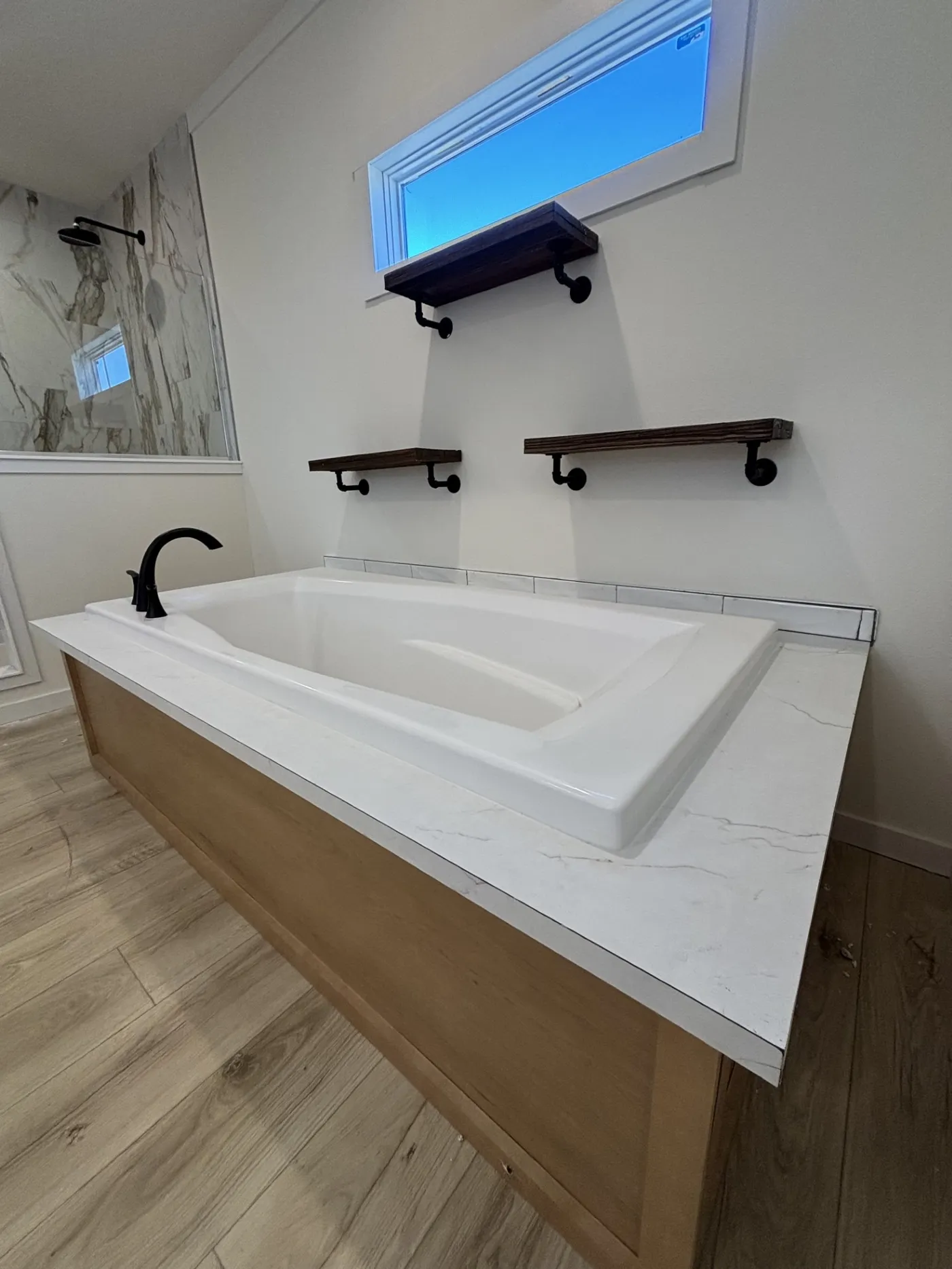 Tub