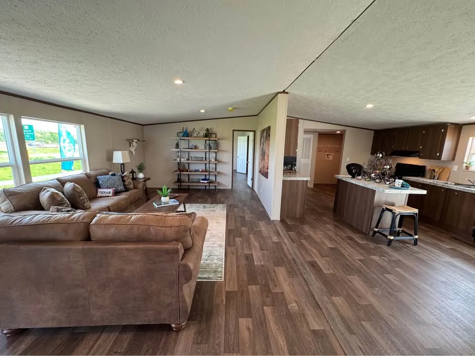 Clayton double wide,3 bedroom 2 bath manufactured home in Mabank, Tx, affordable manufactured home, move-in ready